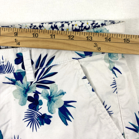 Denim & Flower Bermuda Shorts Men Size 30 White Blue Tropical Hawaiian 9" Inseam - Picture 8 of 9